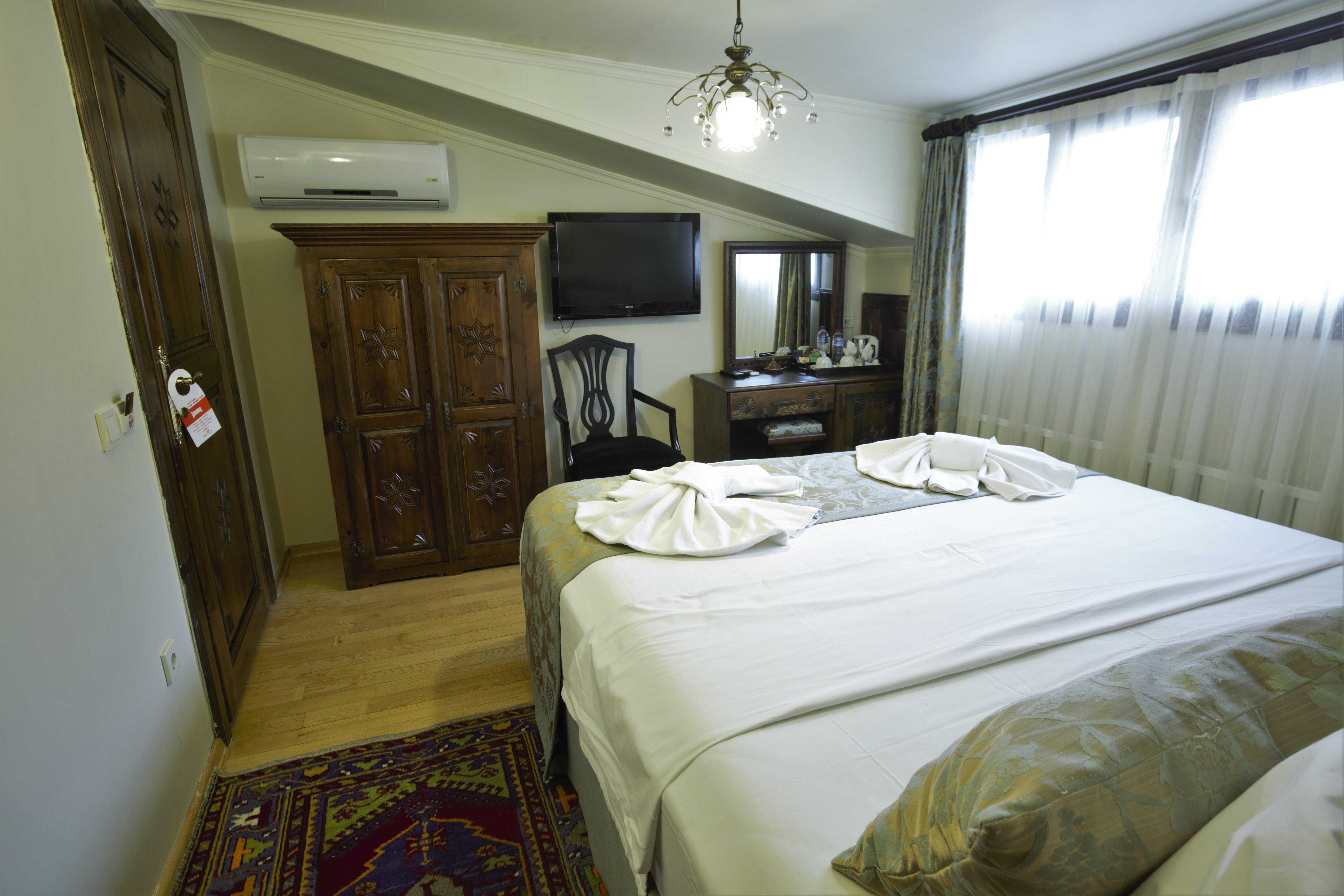 Oba Hotel Istanbul Bagian luar foto