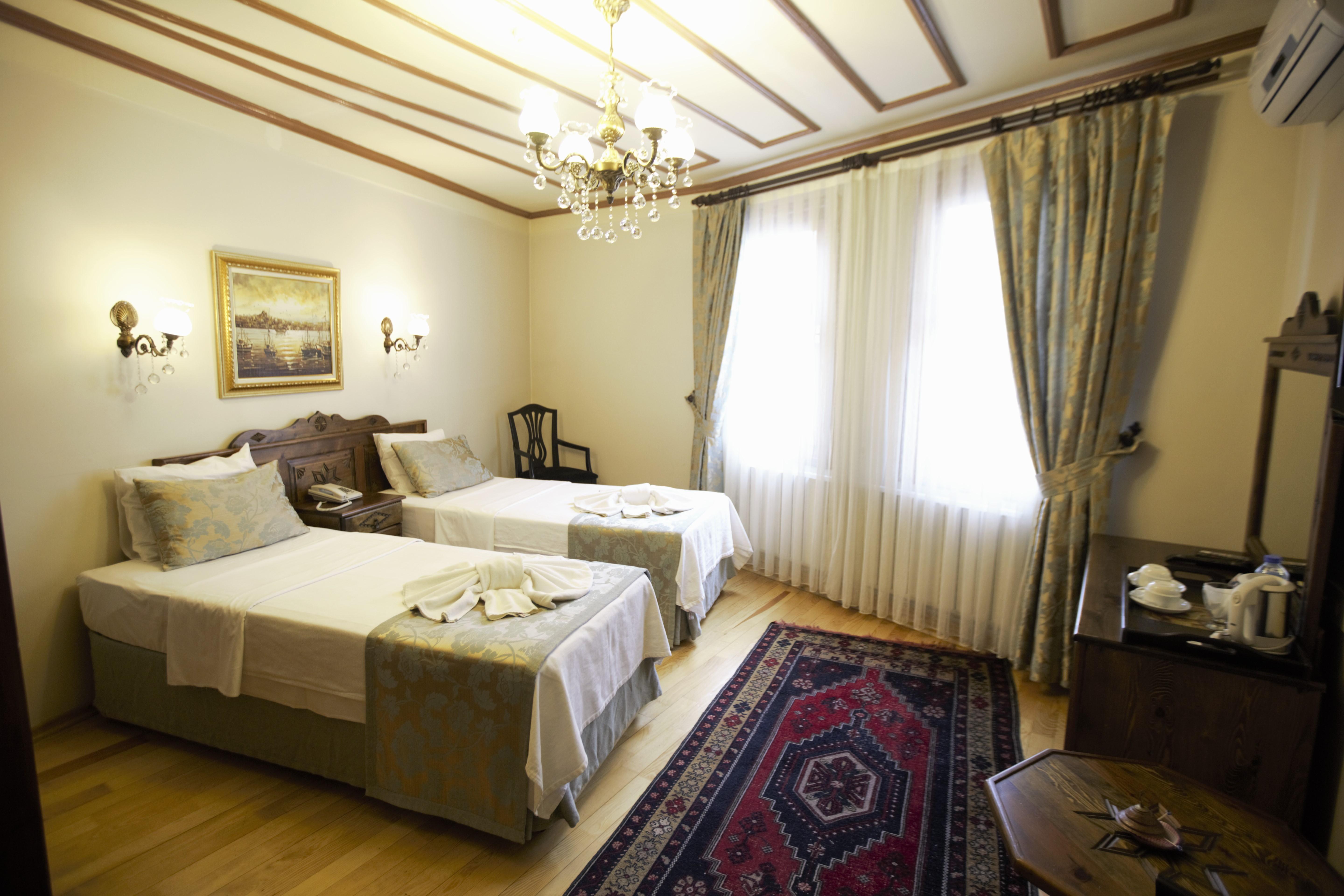 Oba Hotel Istanbul Bagian luar foto